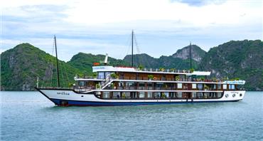 Du thuyền La Casta Regal Lan Hạ